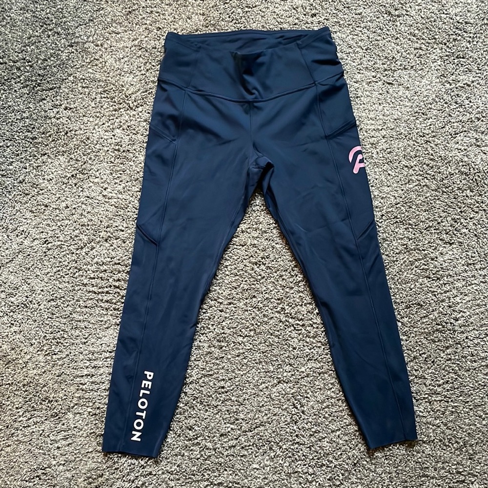 Navy lululemon pants size 10
